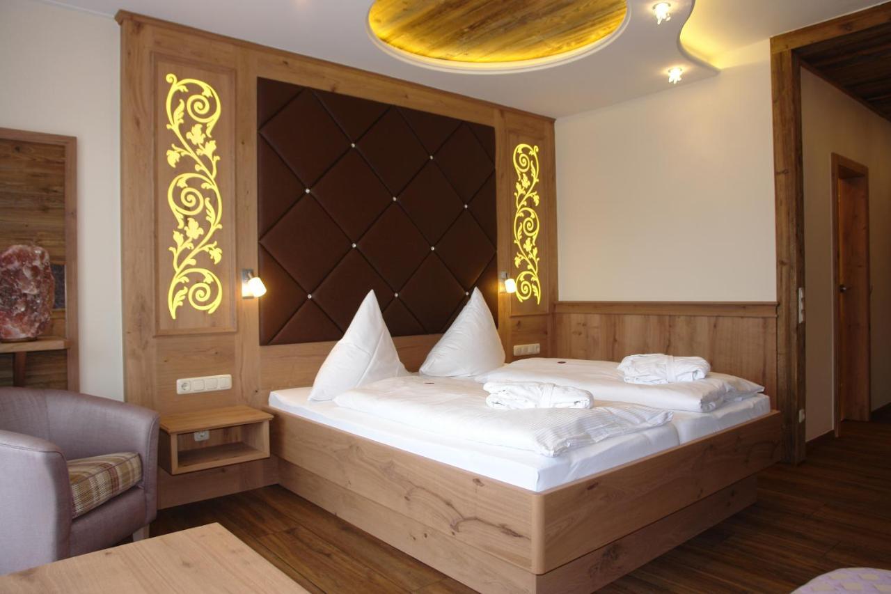Kristall- & Vitalhotel Bergknappenhof Боденмайс Екстер'єр фото