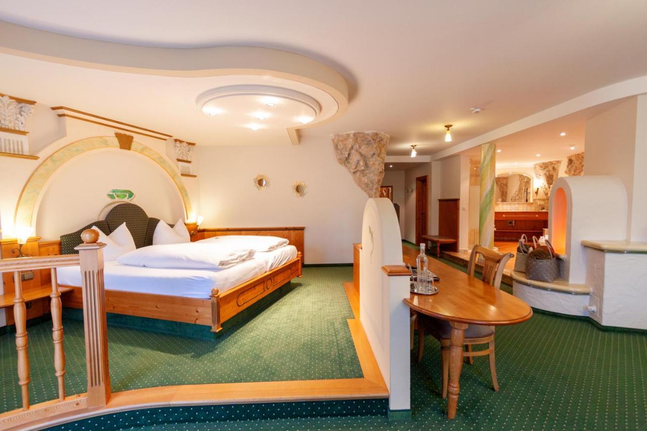 Kristall- & Vitalhotel Bergknappenhof Боденмайс Екстер'єр фото